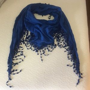 💙beautiful blue scarf from Spain!!!💙
